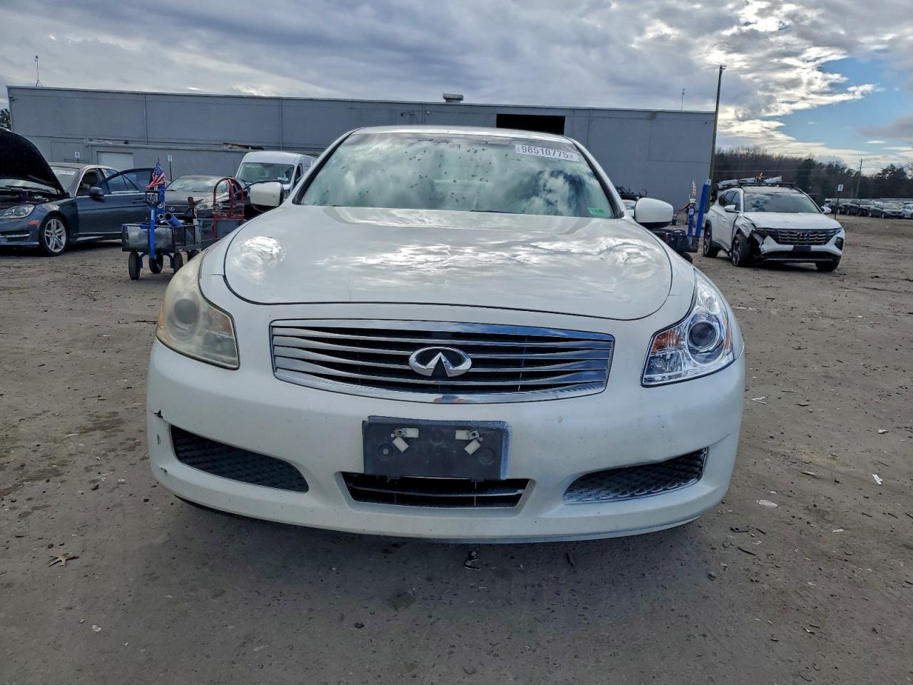 2009 INFINITI G37 photo 5