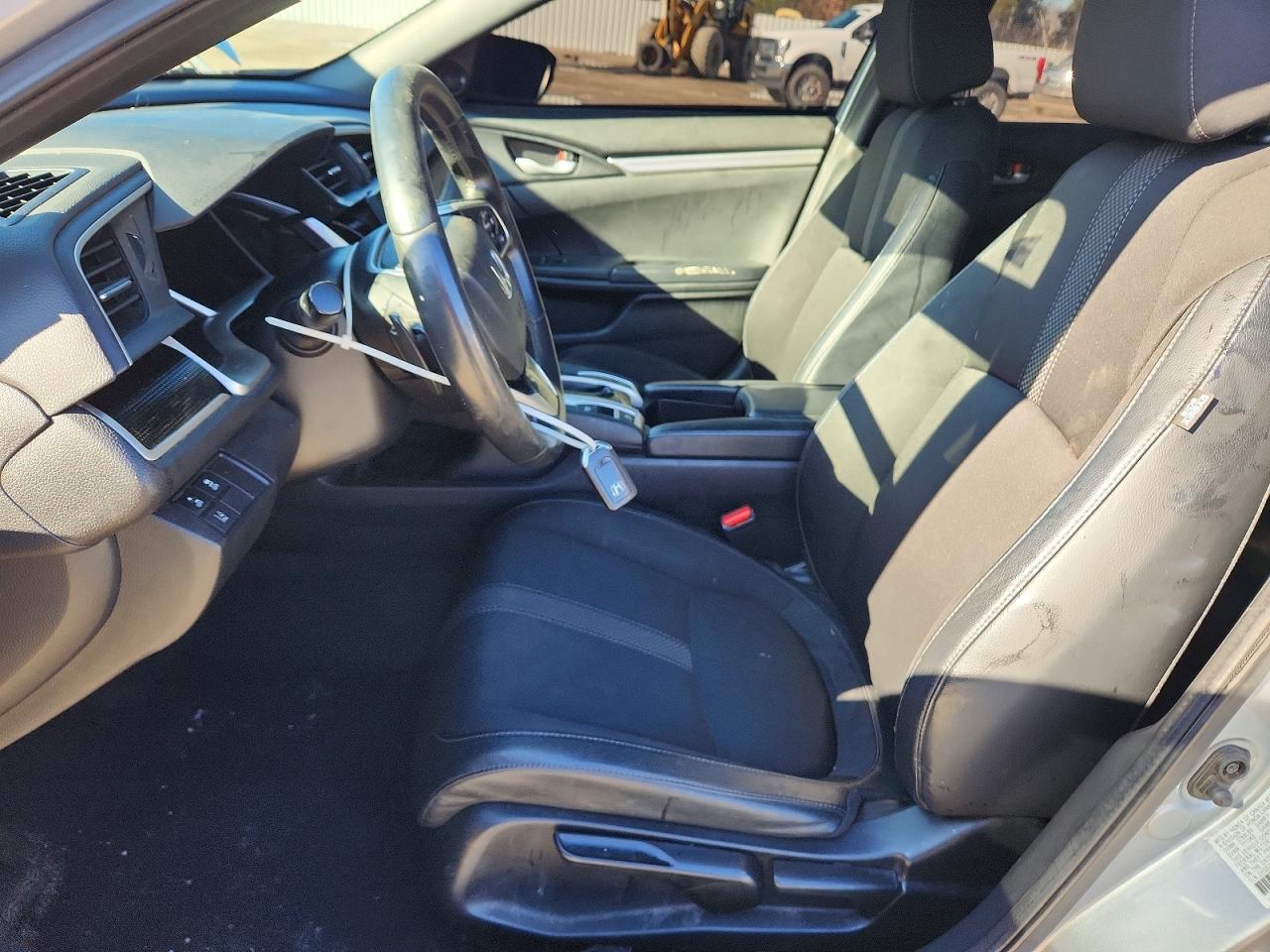 2020 HONDA CIVIC SPORT photo 7