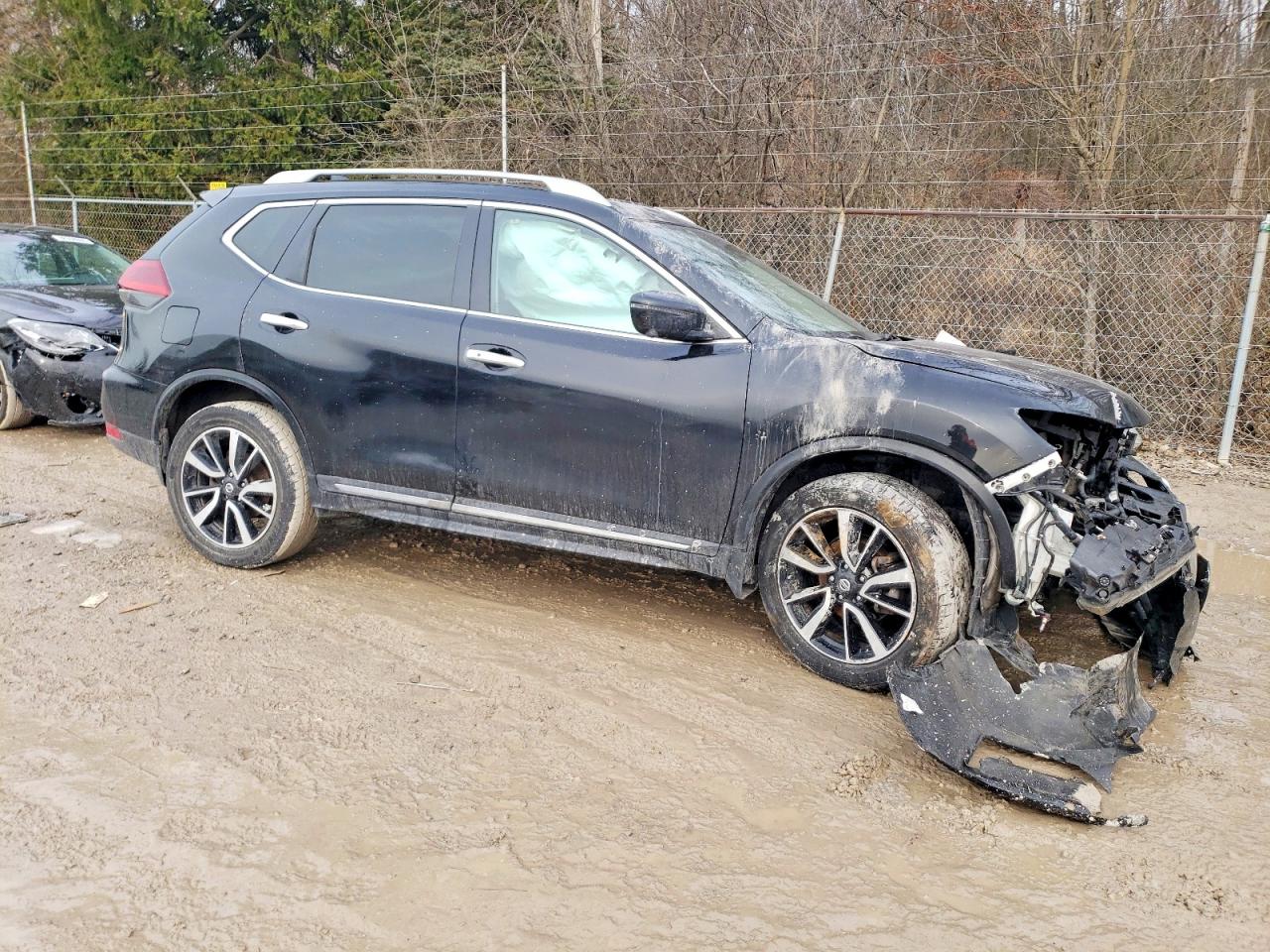 2019 NISSAN ROGUE S photo 4