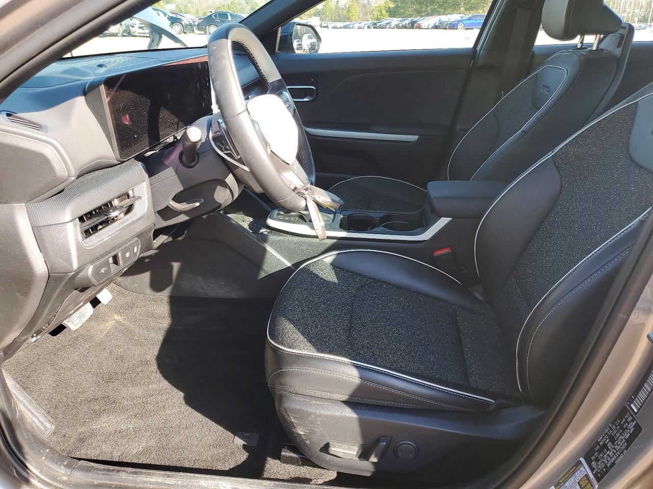 2025 KIA K4 GT LINE photo 7