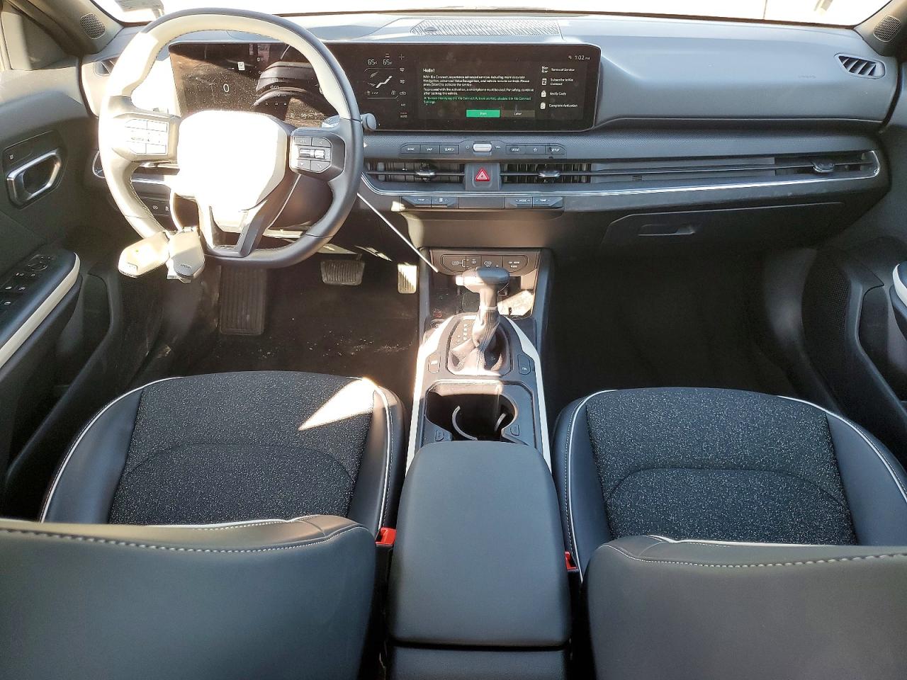 2025 KIA K4 GT LINE photo 8