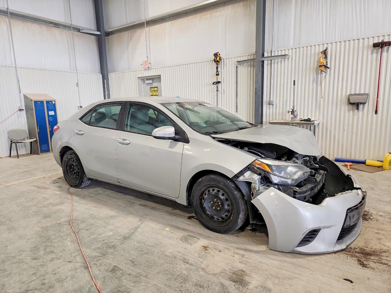2016 TOYOTA COROLLA L photo 4