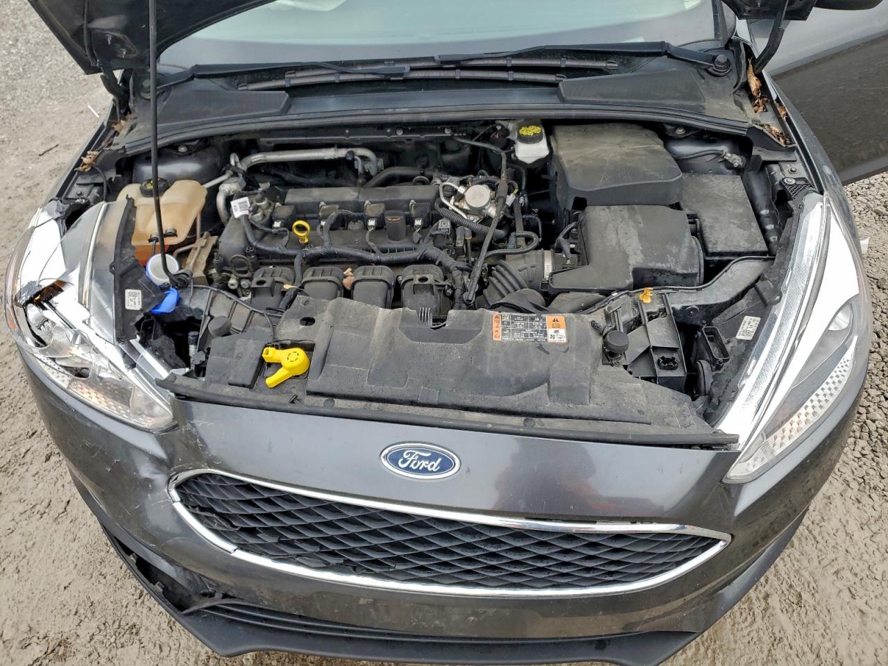 2018 FORD FOCUS SE photo 11