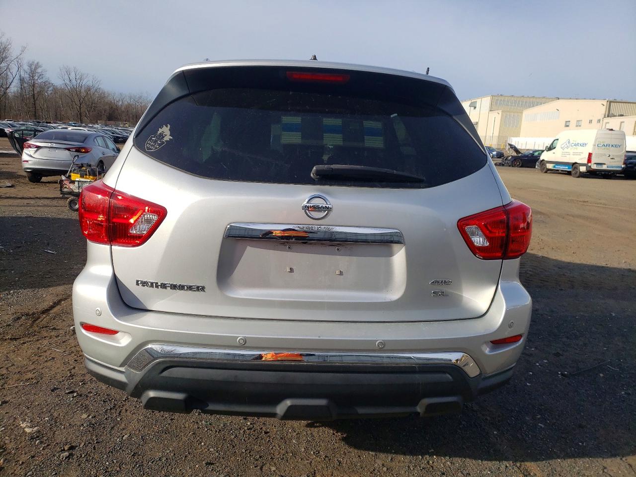 2017 NISSAN PATHFINDER S photo 6