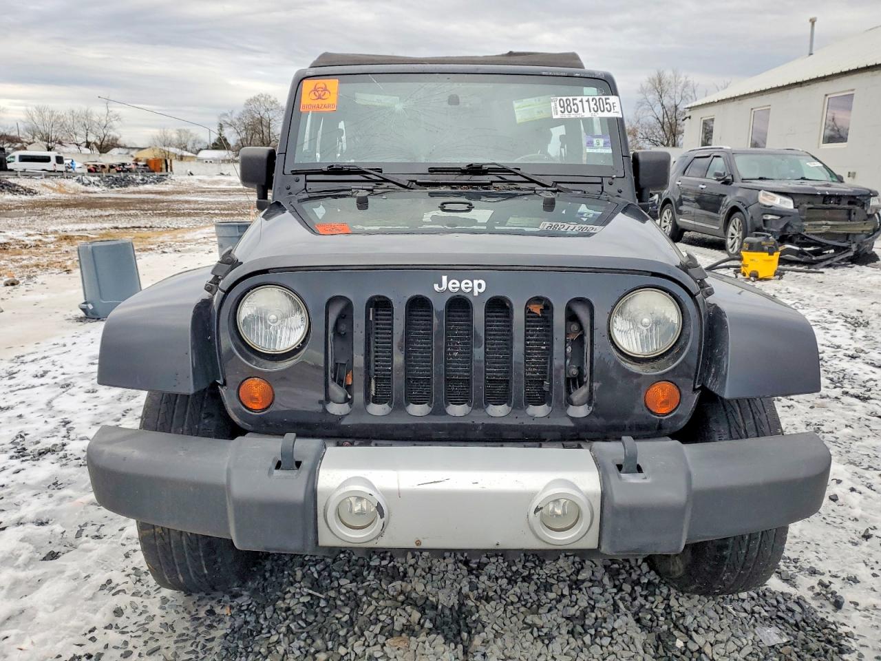 2013 JEEP WRANGLER SAHARA photo 13