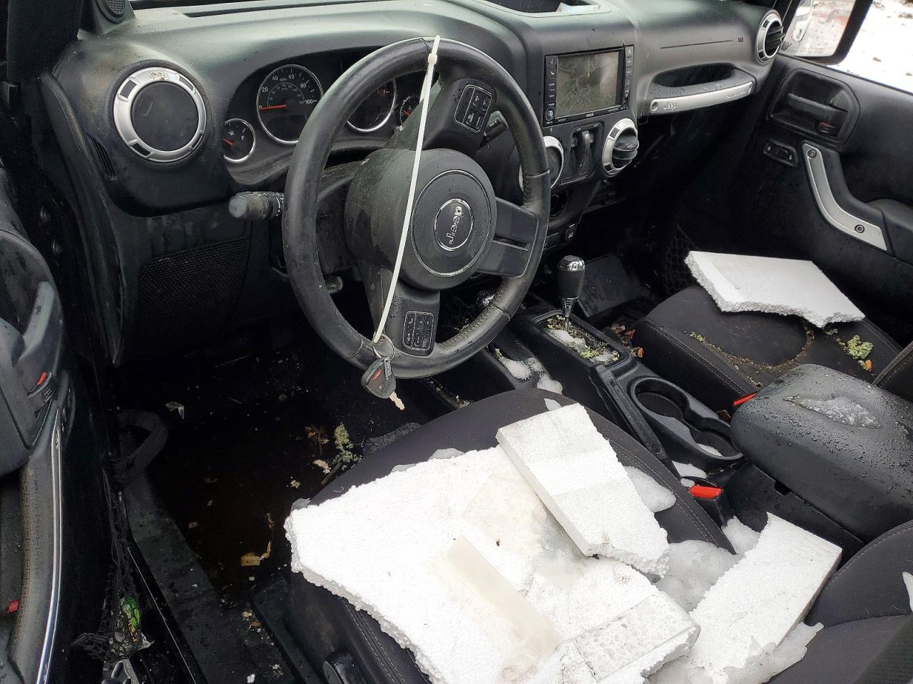2013 JEEP WRANGLER SAHARA photo 22