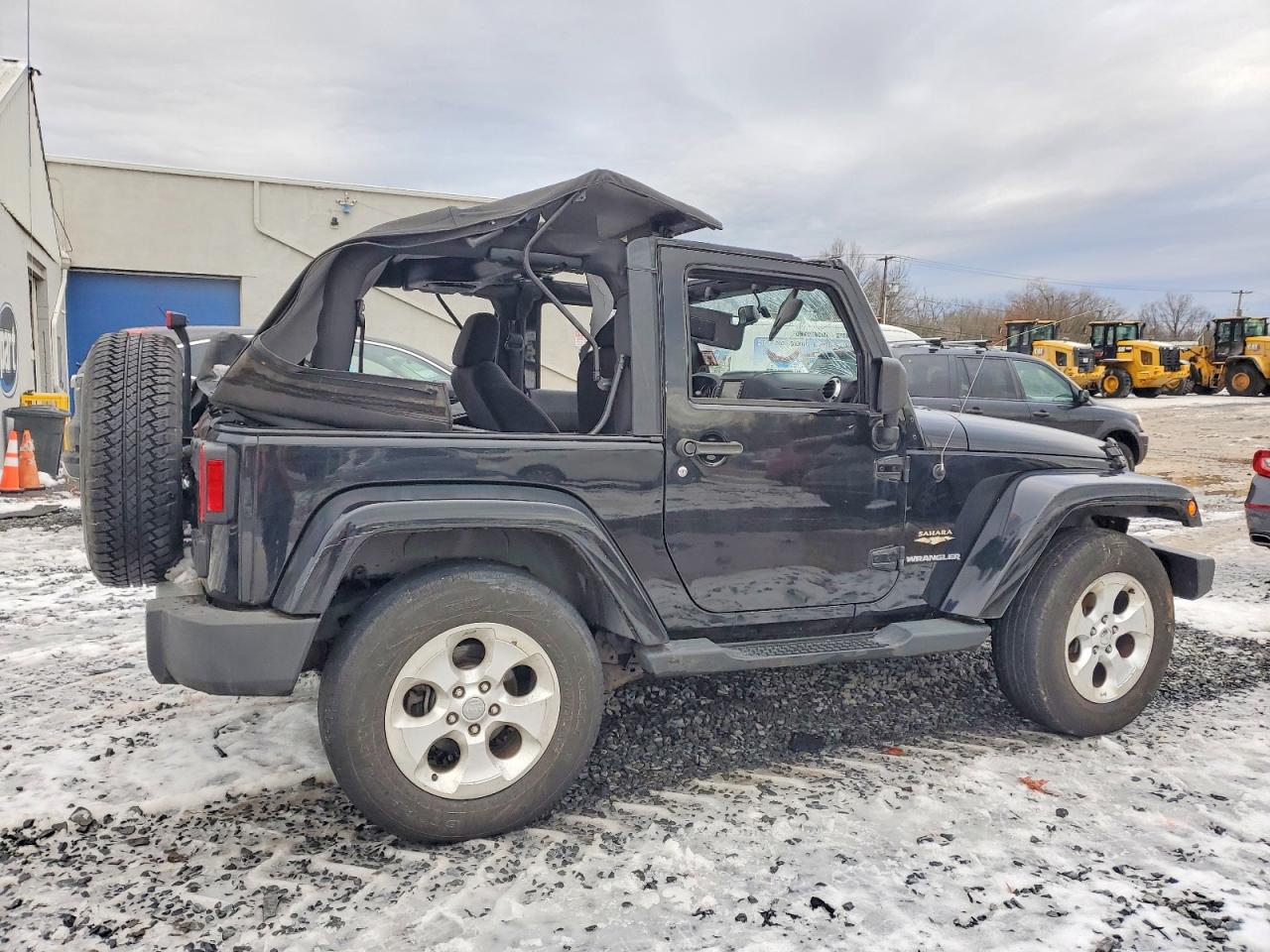 2013 JEEP WRANGLER SAHARA photo 7