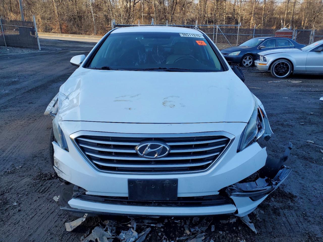2015 HYUNDAI SONATA SE photo 13
