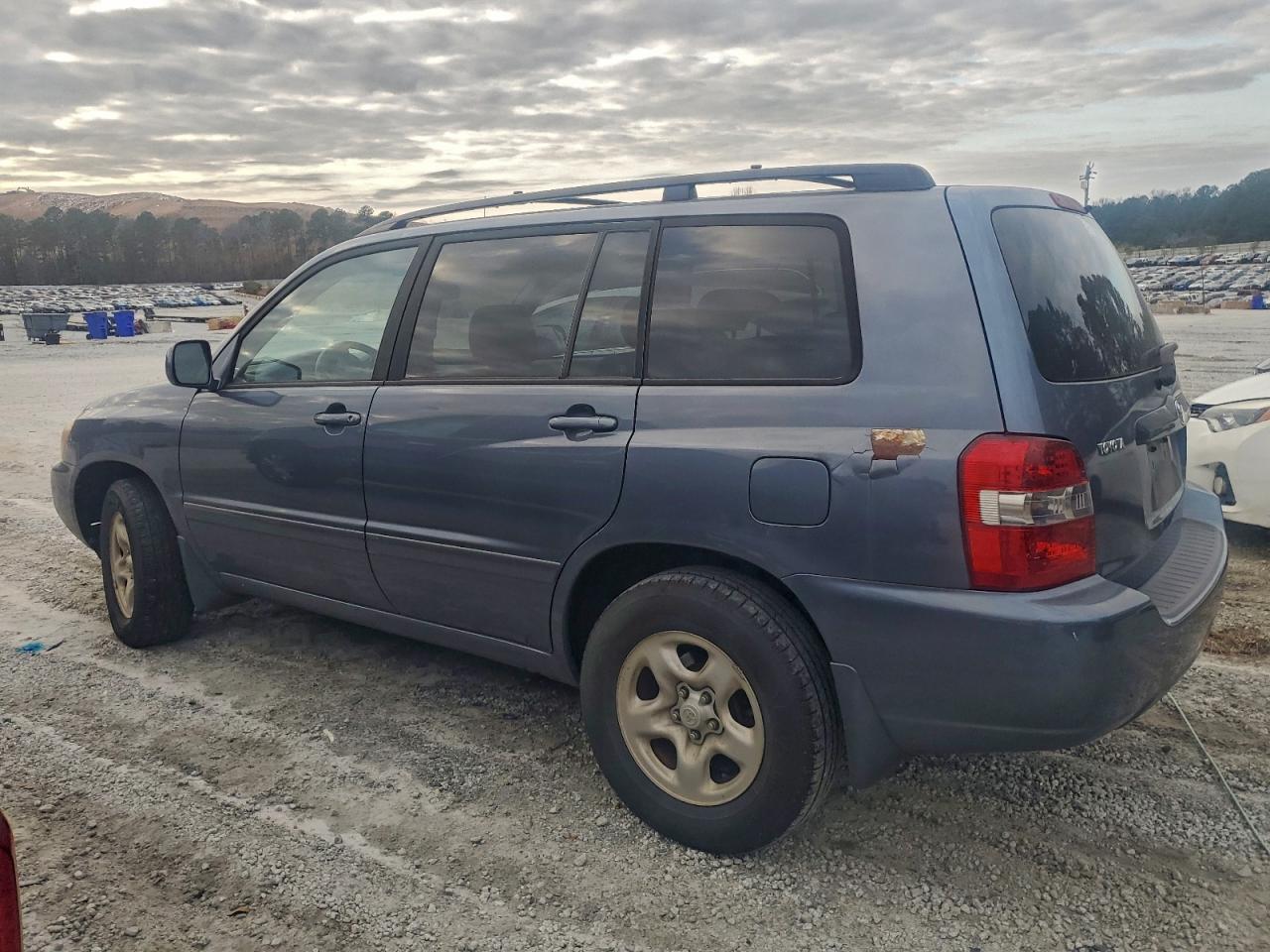 2006 TOYOTA HIGHLANDER photo 2