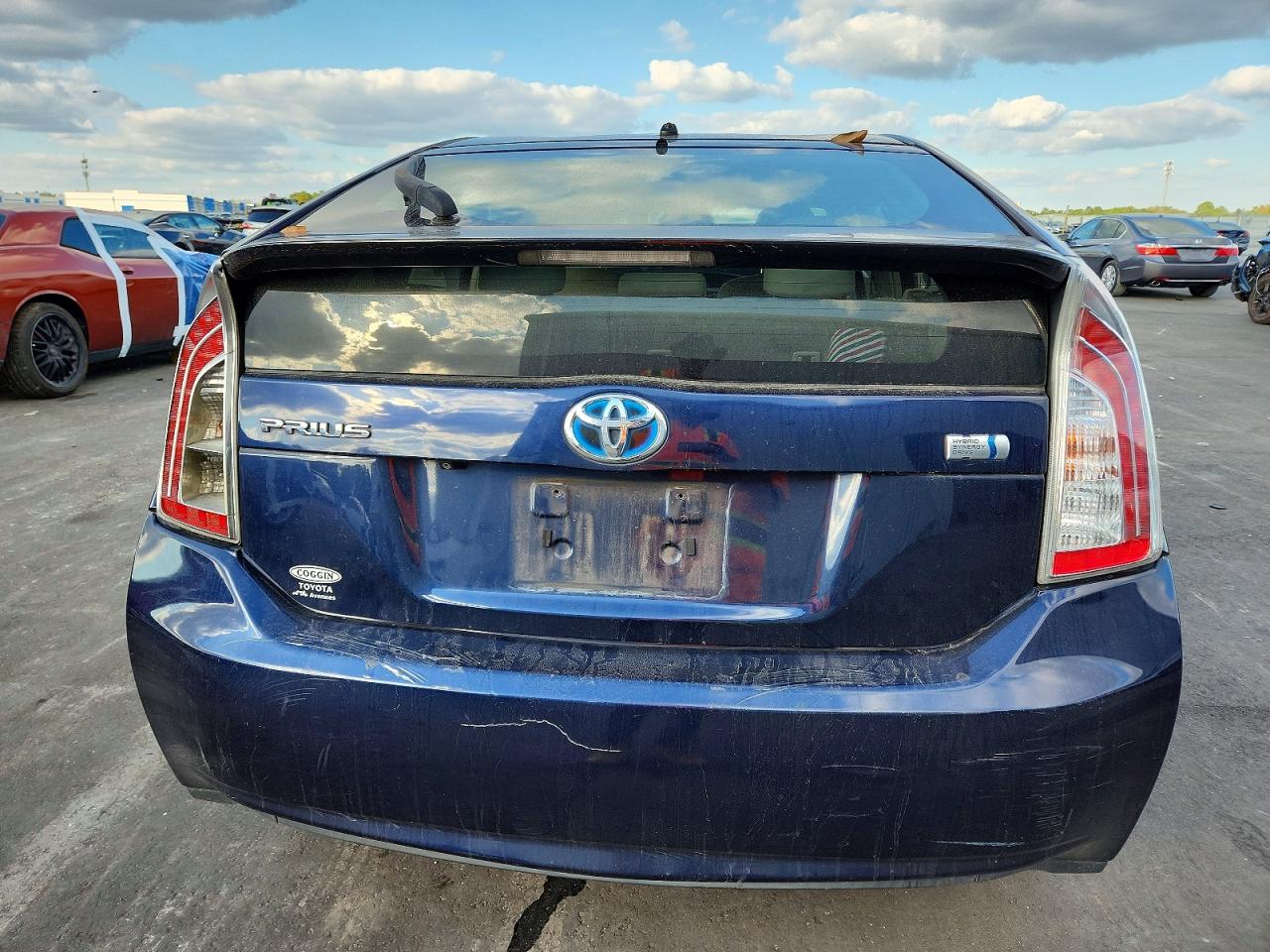 2015 TOYOTA PRIUS photo 16