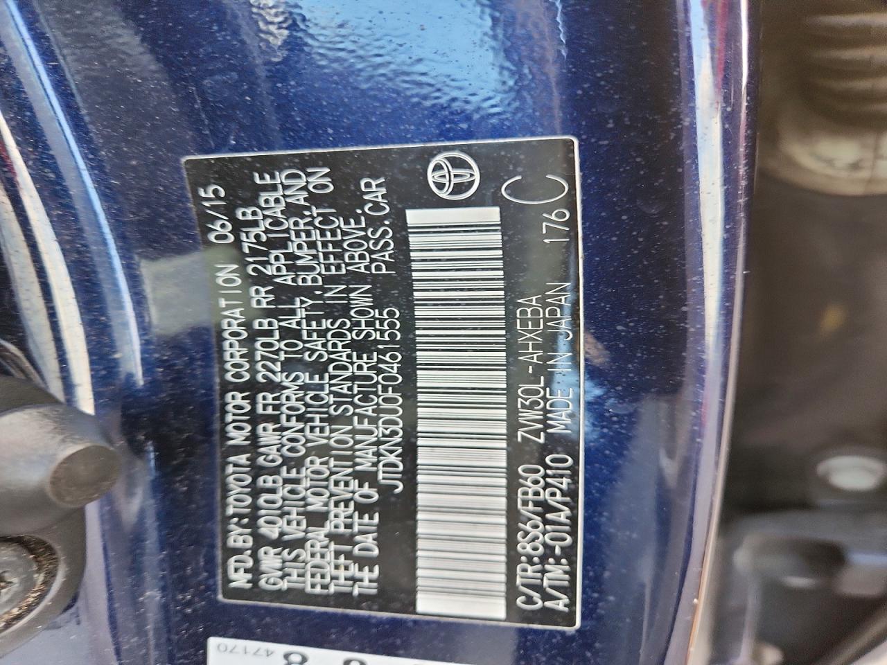 2015 TOYOTA PRIUS photo 34