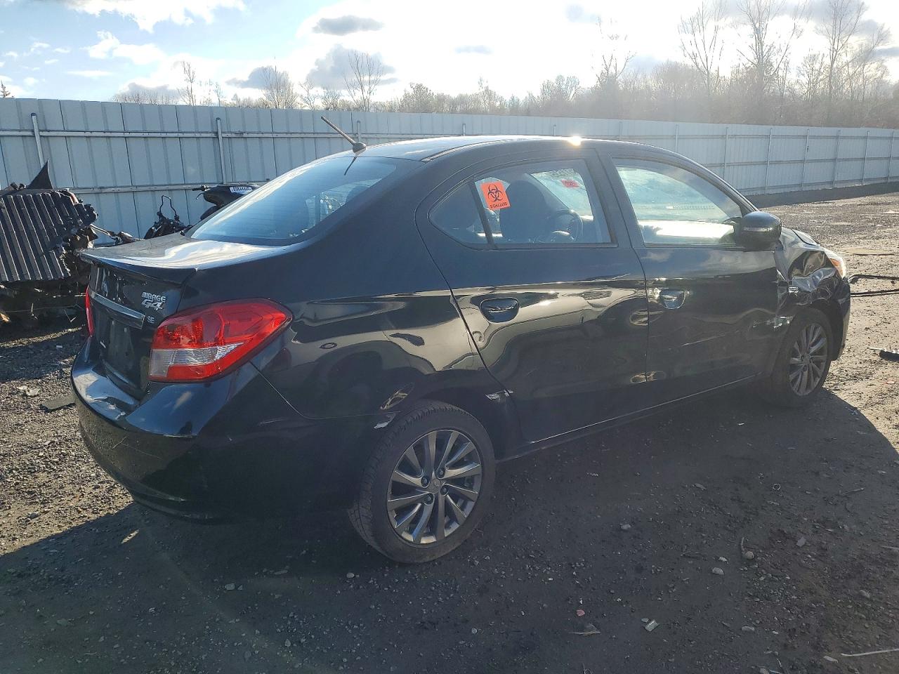 2018 MITSUBISHI MIRAGE G4 SE photo 3