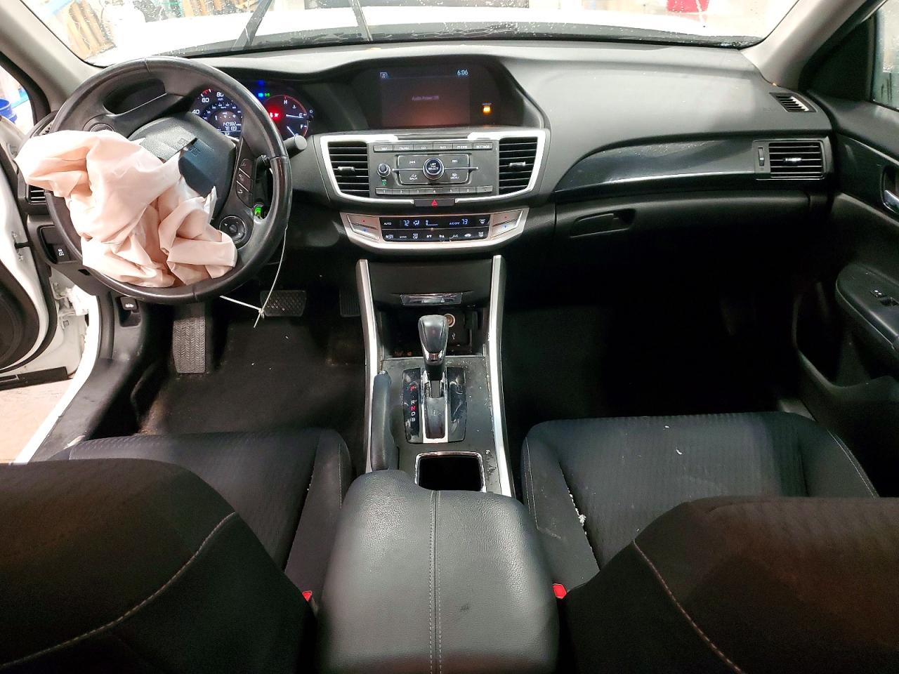 2015 HONDA ACCORD SPORT photo 8