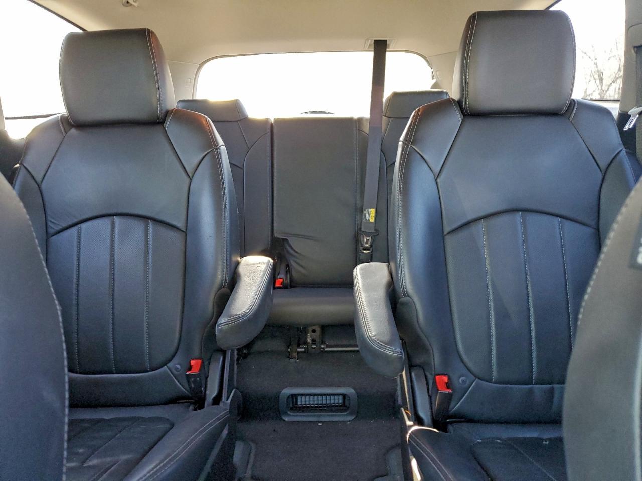 2016 BUICK ENCLAVE photo 28