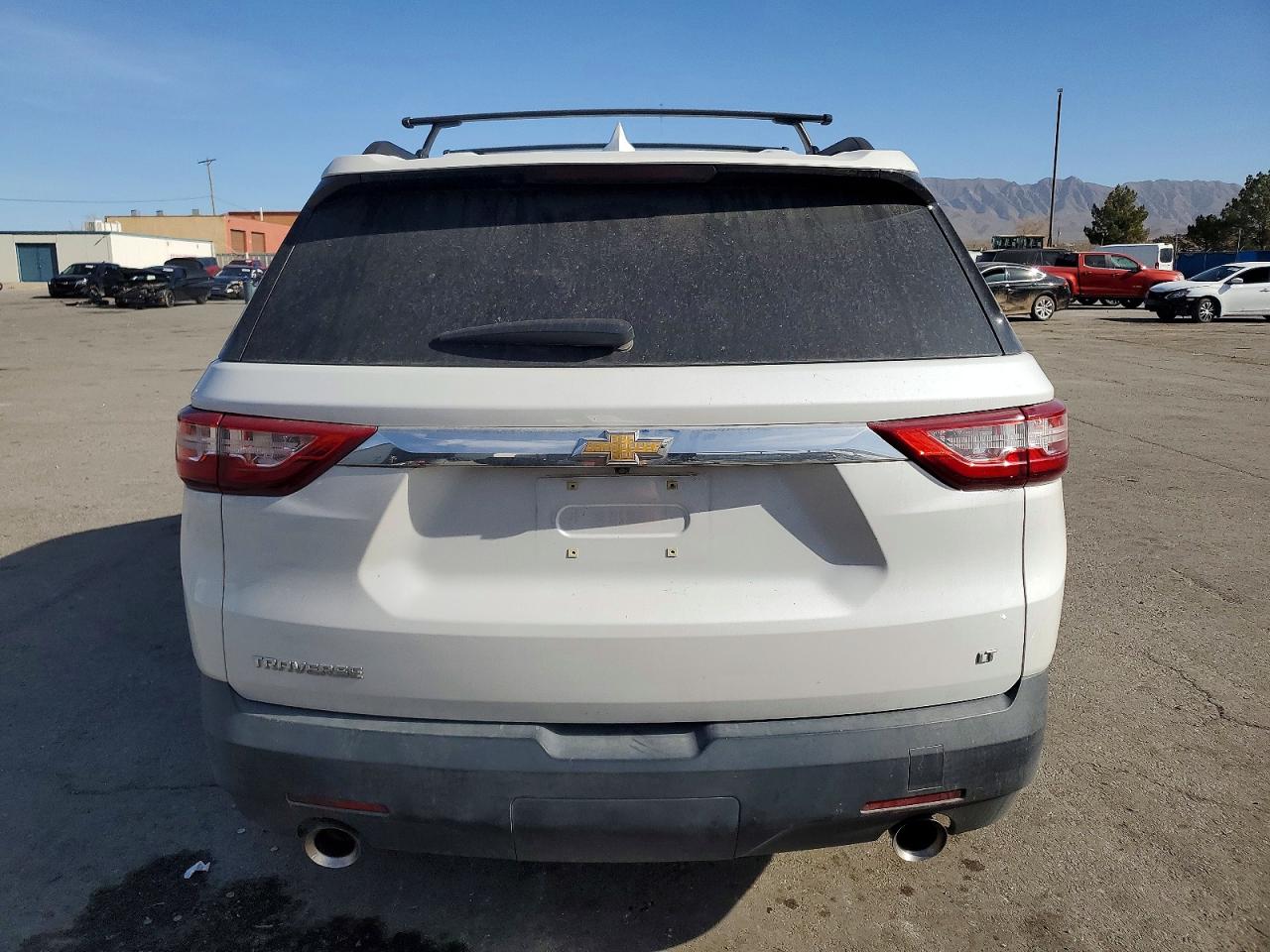 2019 CHEVROLET TRAVERSE LT photo 6