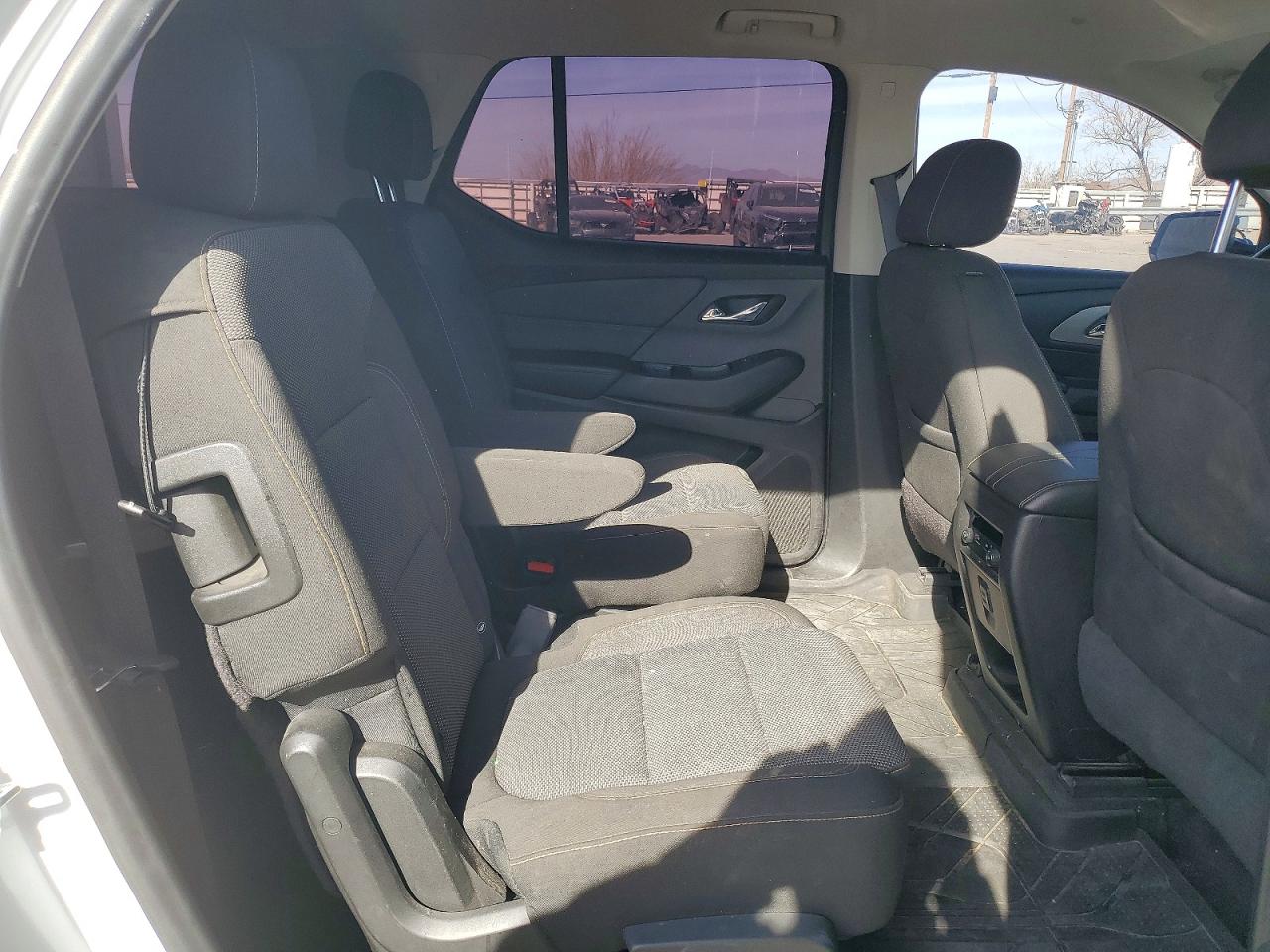 2019 CHEVROLET TRAVERSE LT photo 11