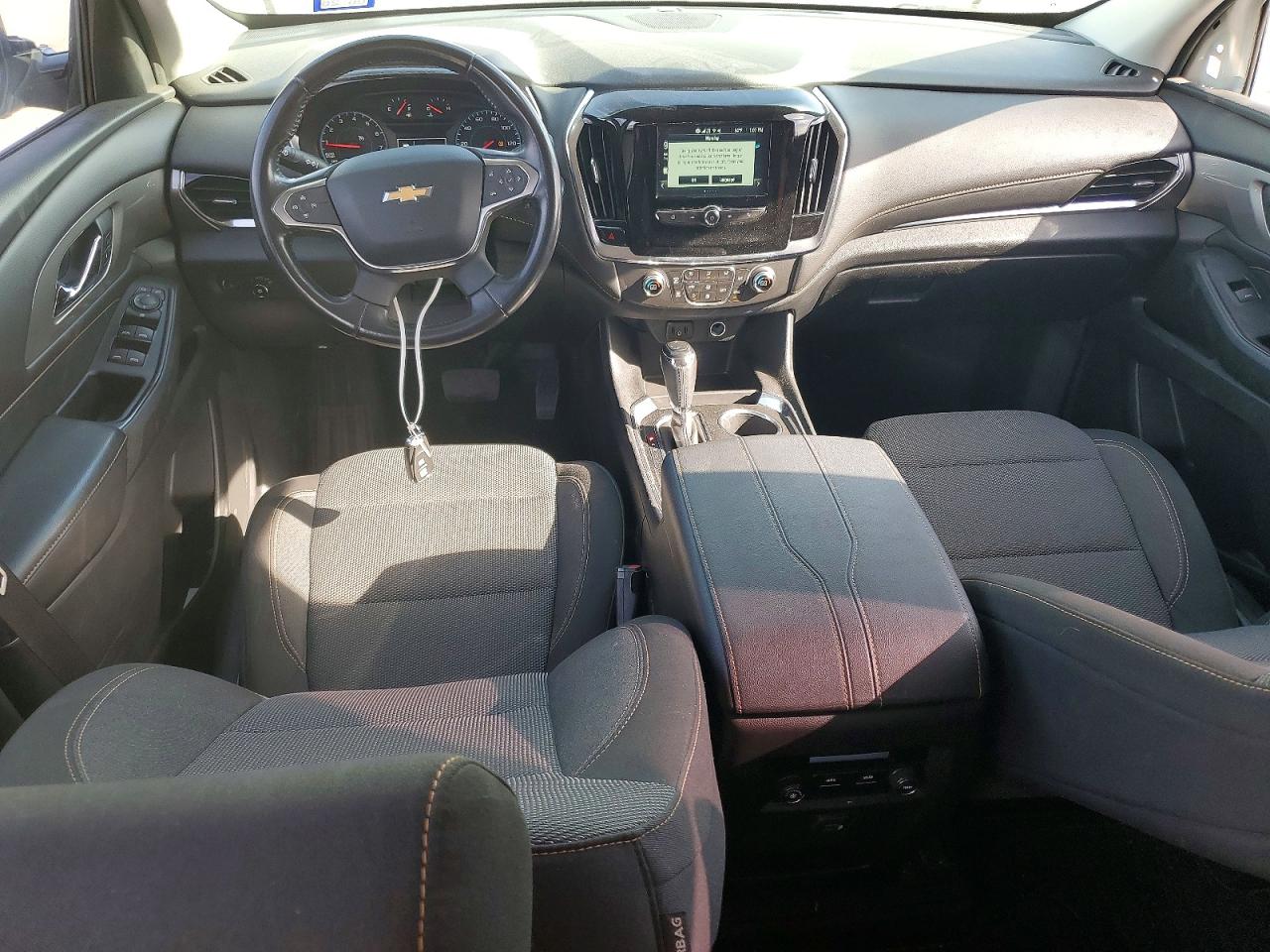 2019 CHEVROLET TRAVERSE LT photo 8