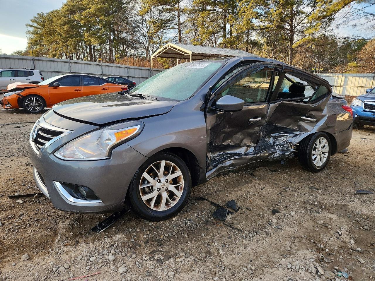 2019 NISSAN VERSA