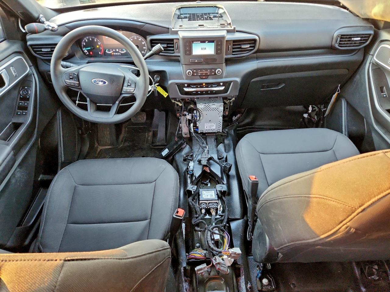 2024 FORD EXPLORER POLICE INTERCEPTOR photo 8