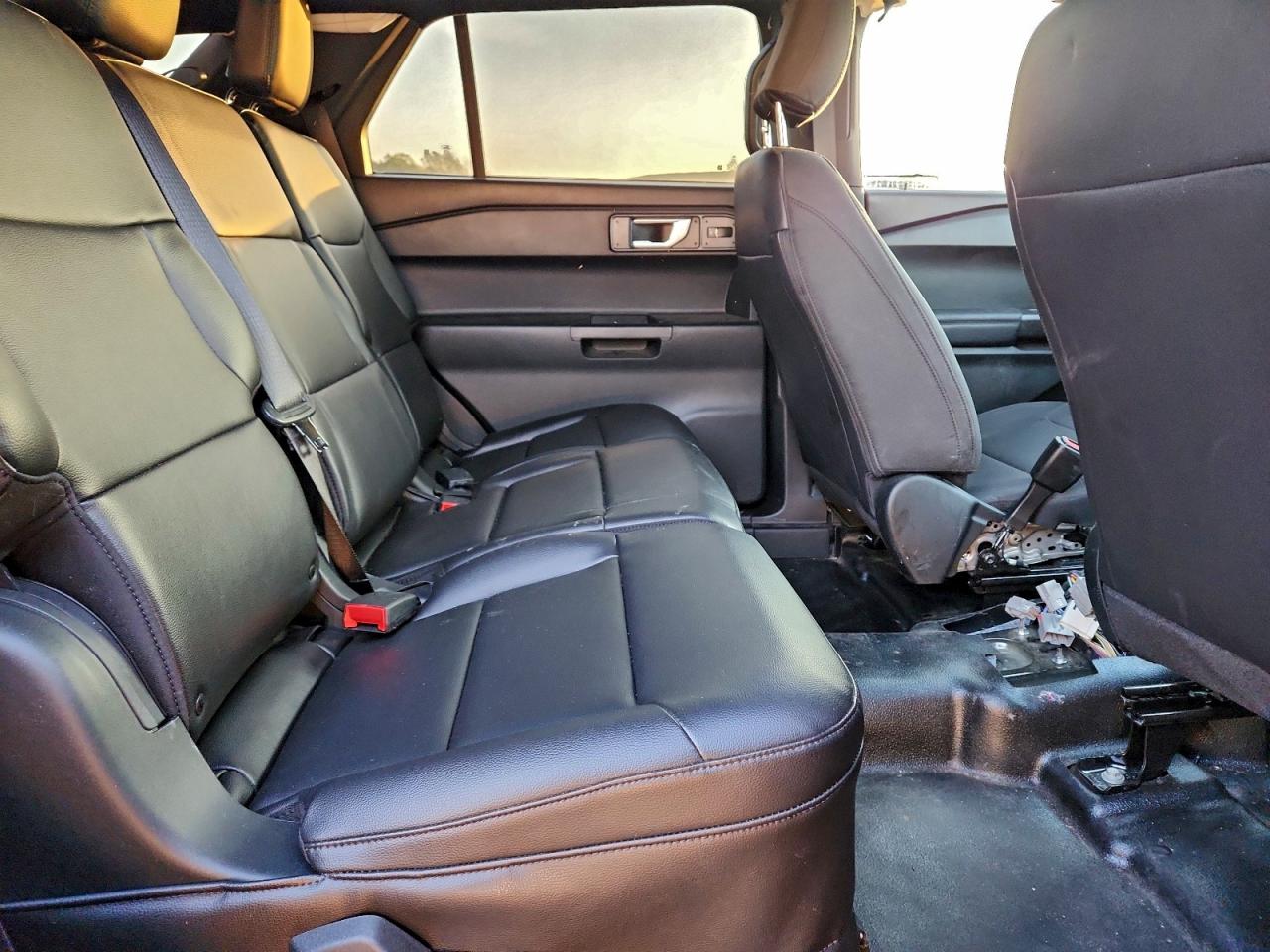 2024 FORD EXPLORER POLICE INTERCEPTOR photo 11