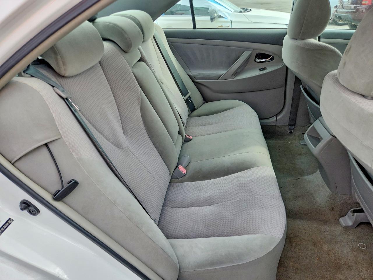 2010 TOYOTA CAMRY BASE photo 19