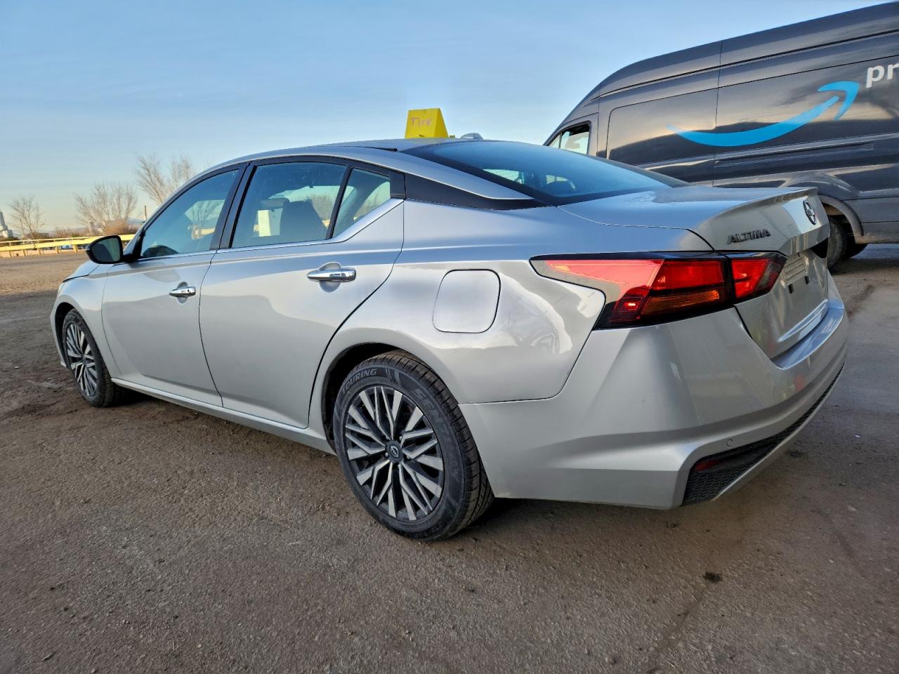 2024 NISSAN ALTIMA SV photo 2