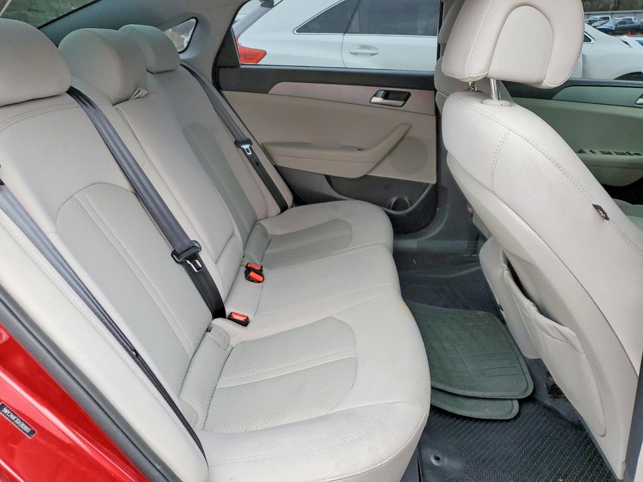 2016 HYUNDAI SONATA SE photo 10