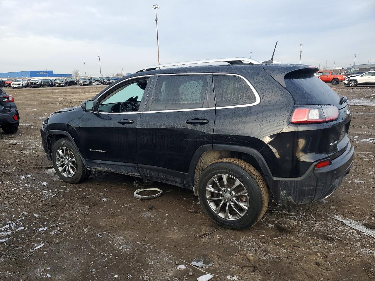 2021 JEEP CHEROKEE LATITUDE LUX photo 3