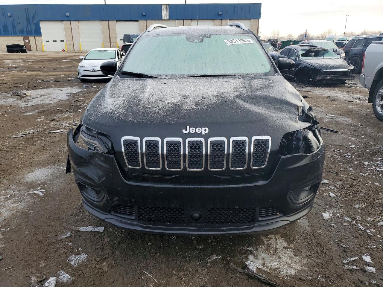2021 JEEP CHEROKEE LATITUDE LUX photo 9