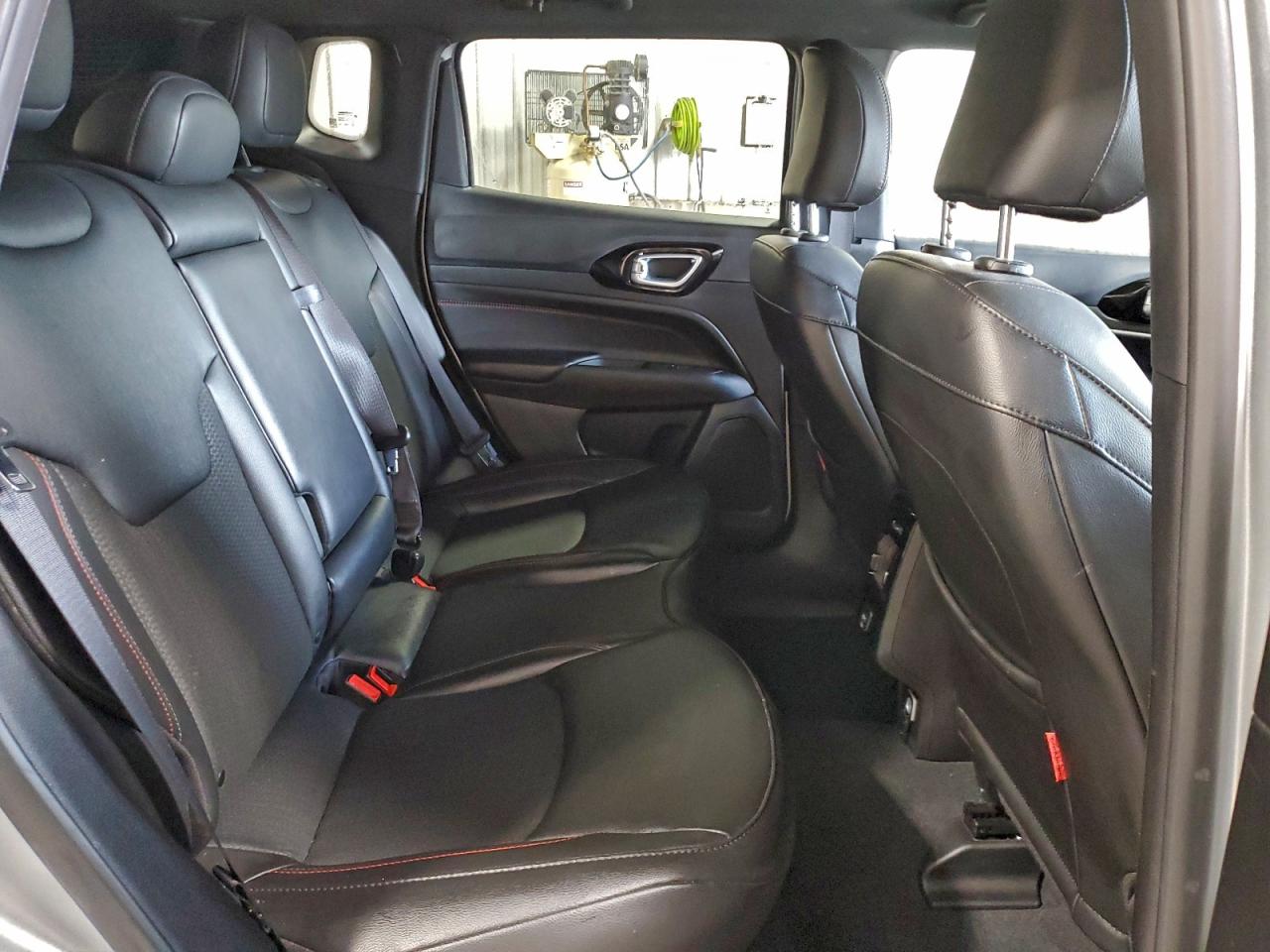 2025 JEEP COMPASS TRAILHAWK photo 11