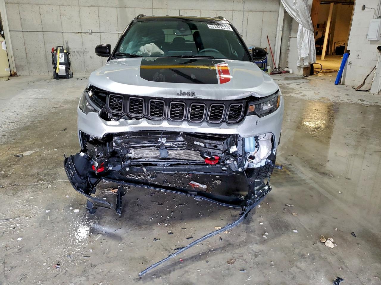 2025 JEEP COMPASS TRAILHAWK photo 5