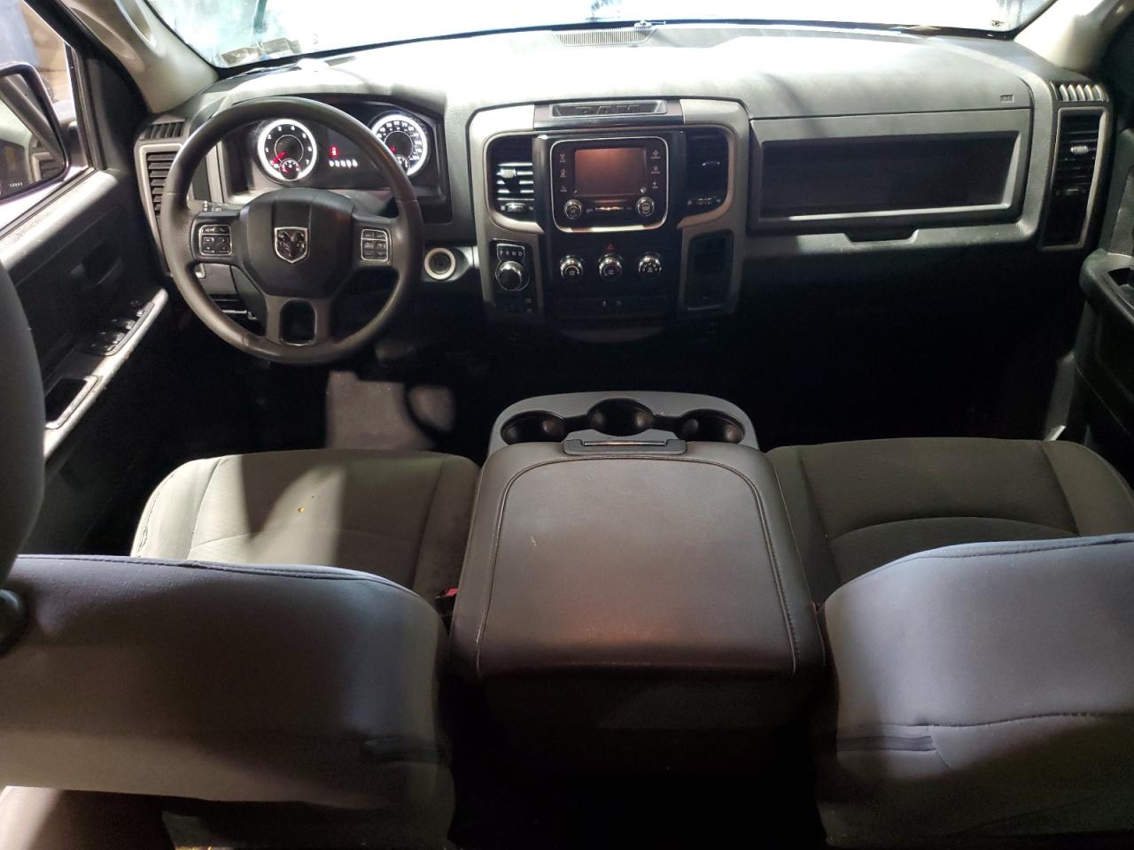 2015 RAM 1500 ST photo 8