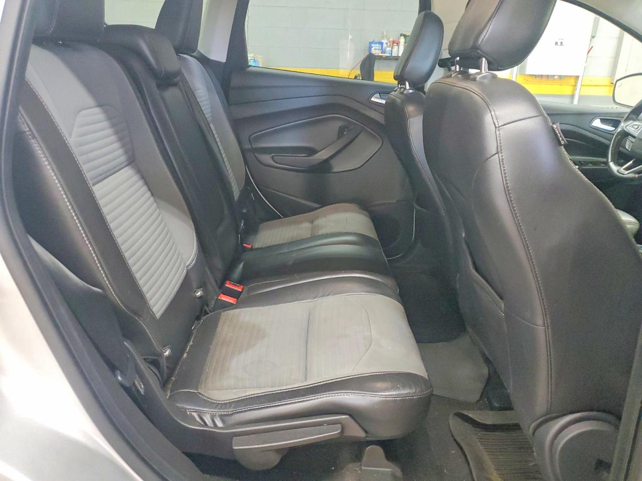 2018 FORD ESCAPE SE photo 11