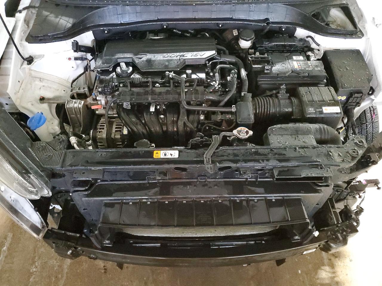 2022 HYUNDAI KONA SEL photo 12