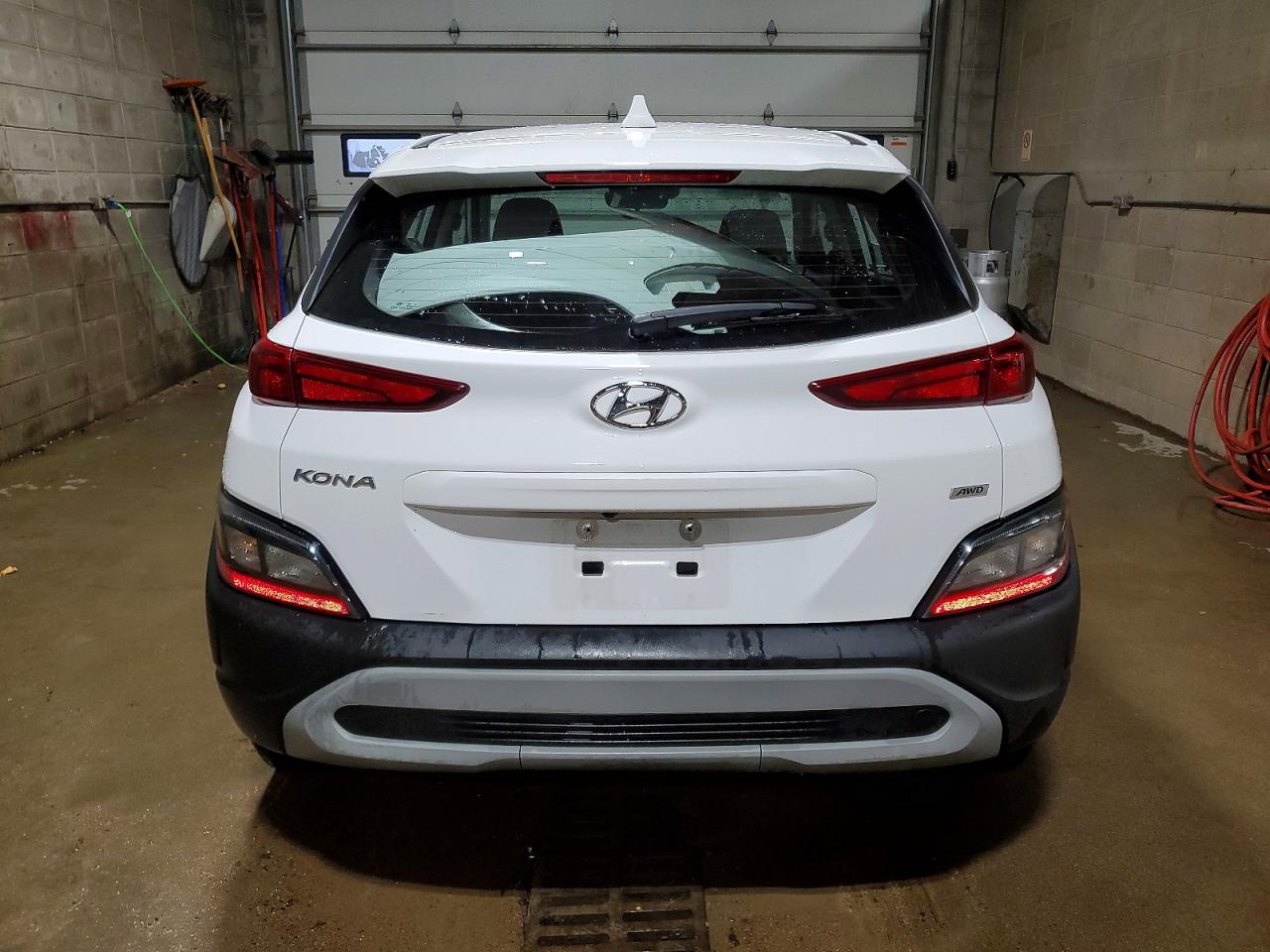 2022 HYUNDAI KONA SEL photo 6