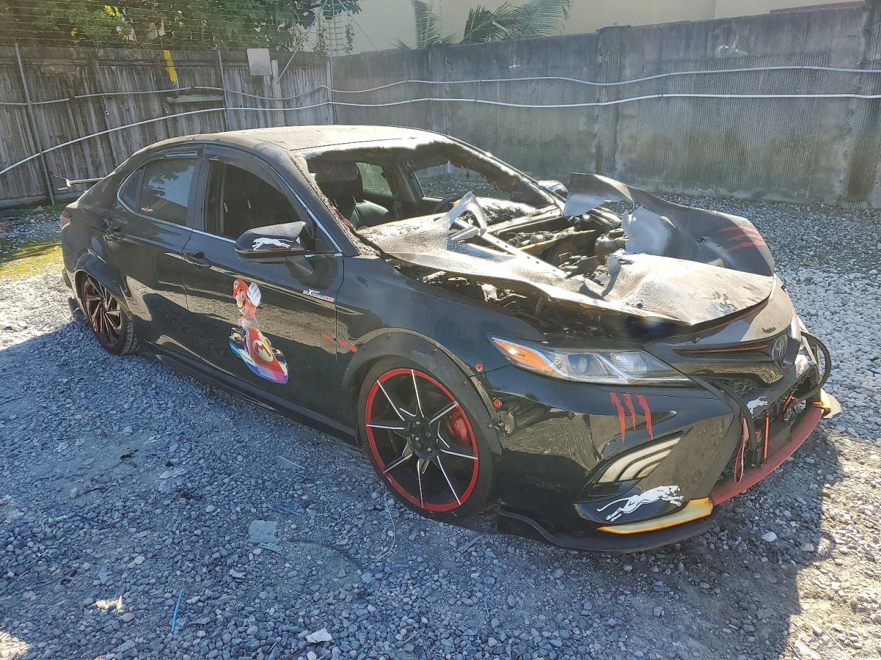 2019 TOYOTA CAMRY SE photo 7