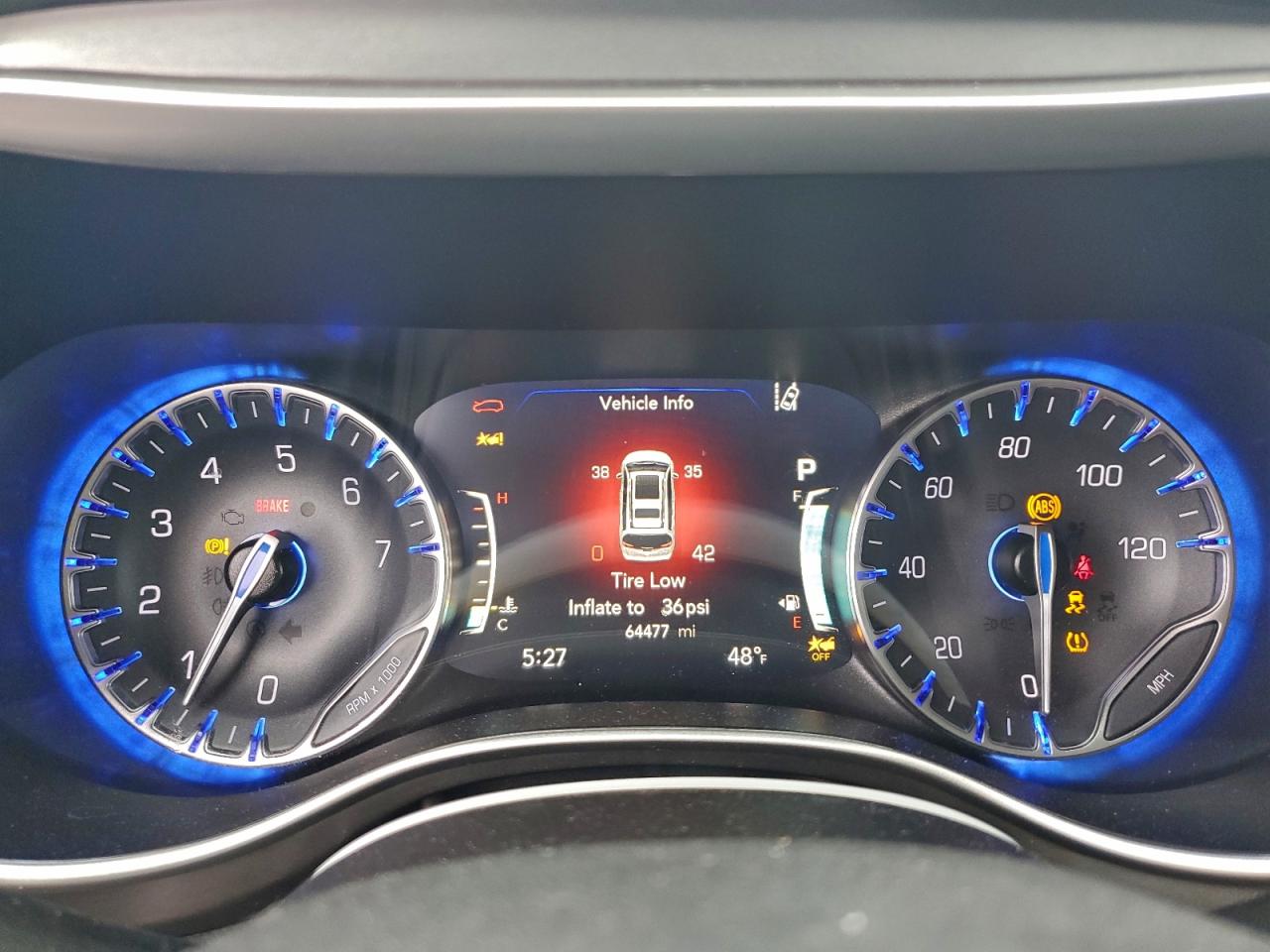 2023 CHRYSLER PACIFICA TOURING L photo 9