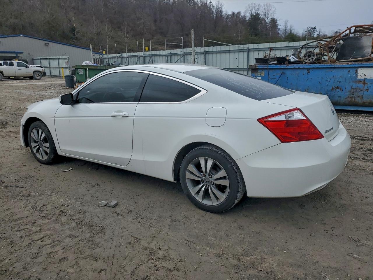 2009 HONDA ACCORD EX photo 2