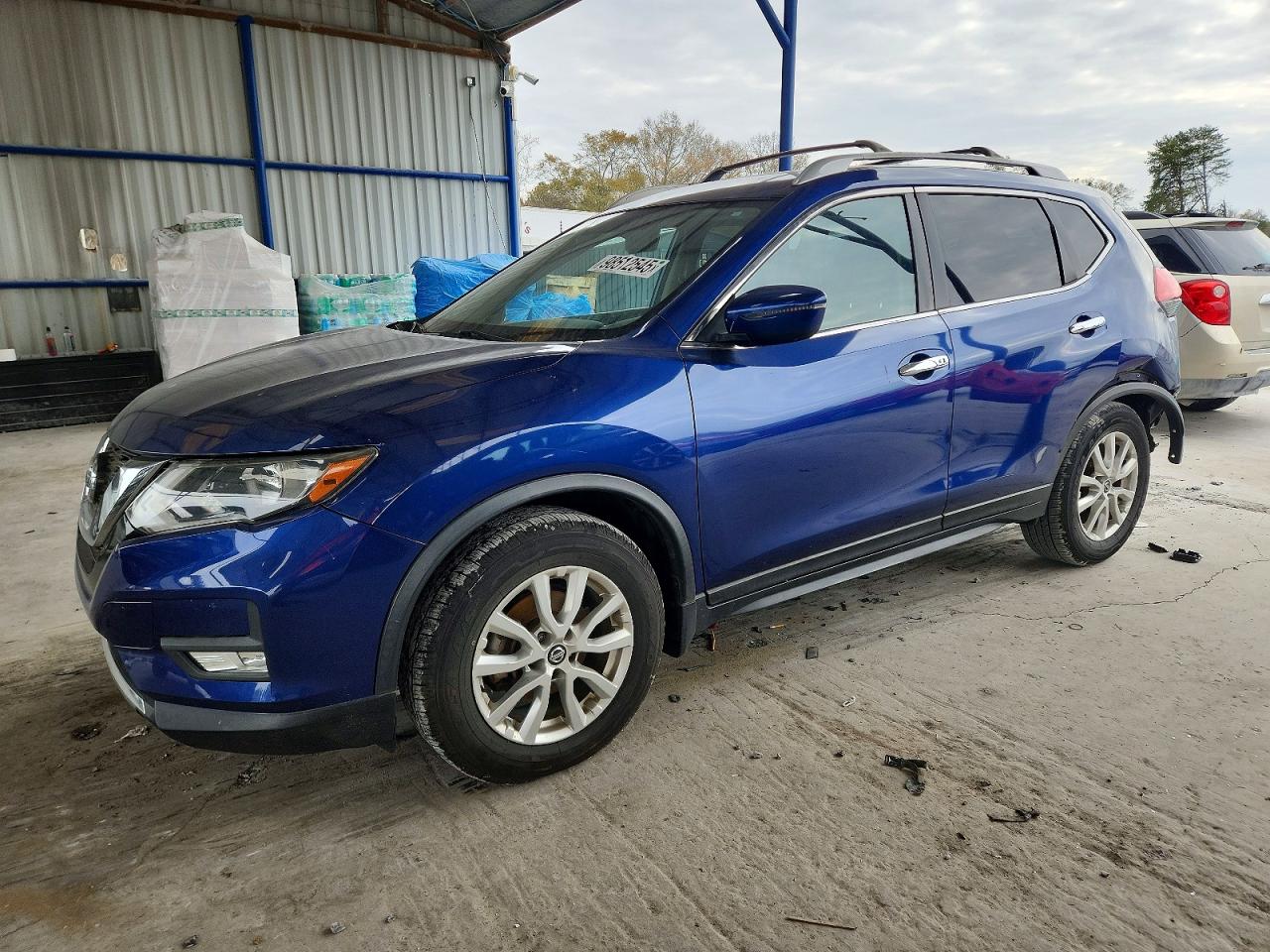 2017 NISSAN ROGUE