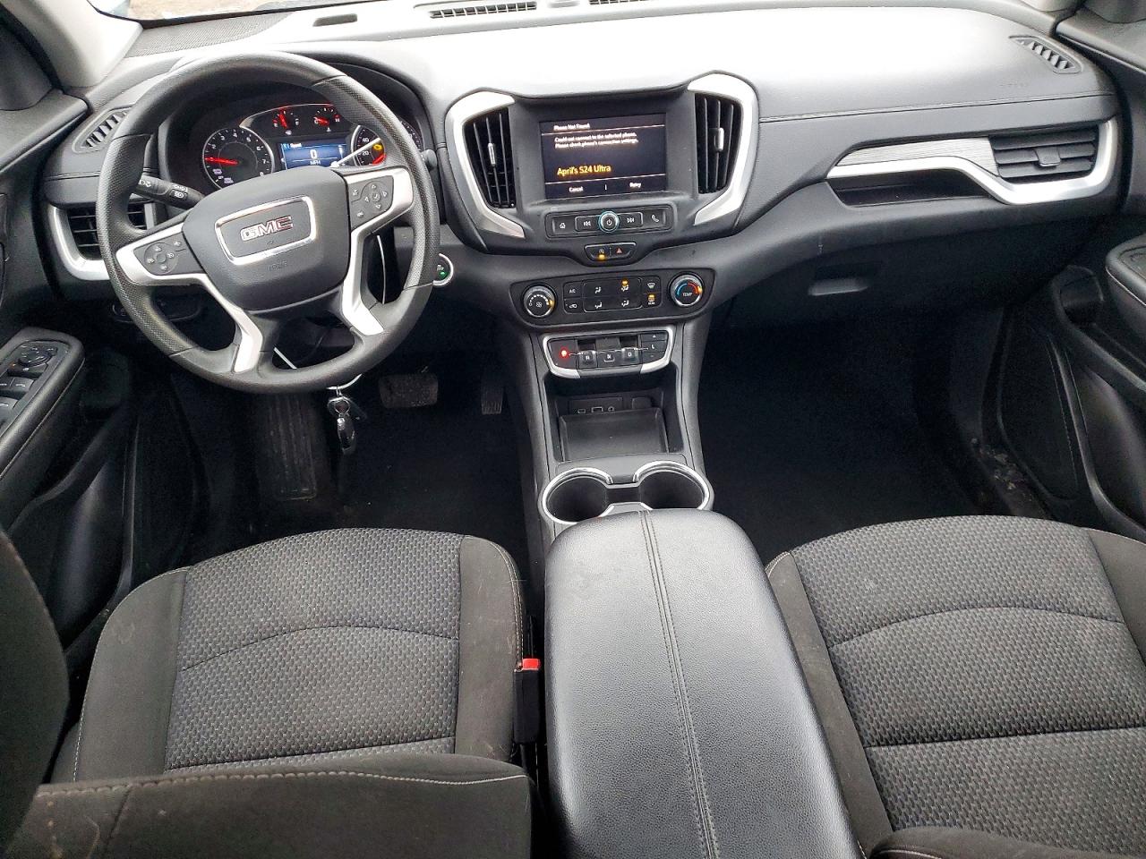 2024 GMC TERRAIN SLE photo 22
