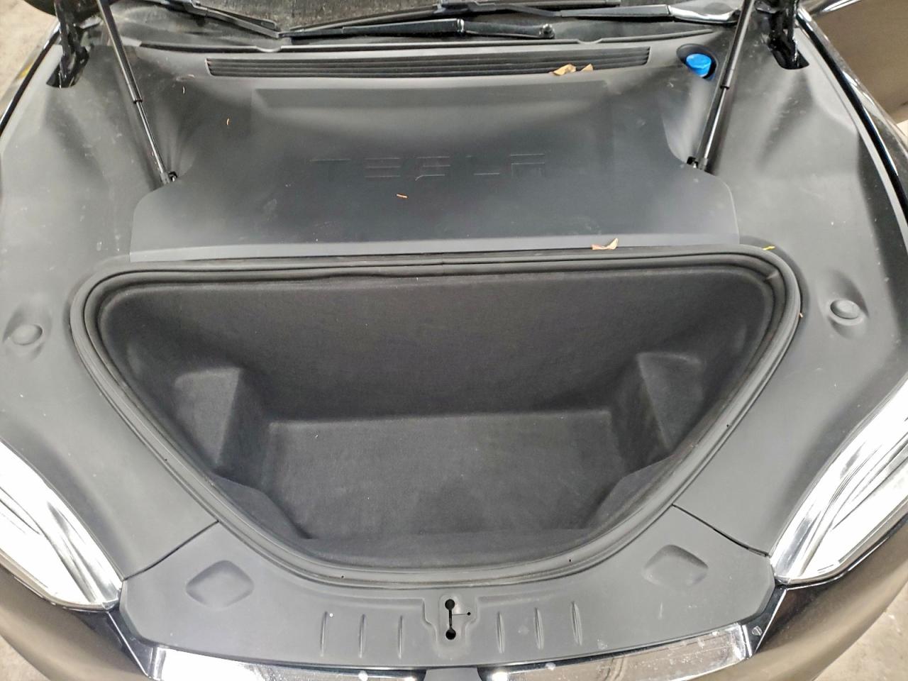 2018 TESLA MODEL S photo 11