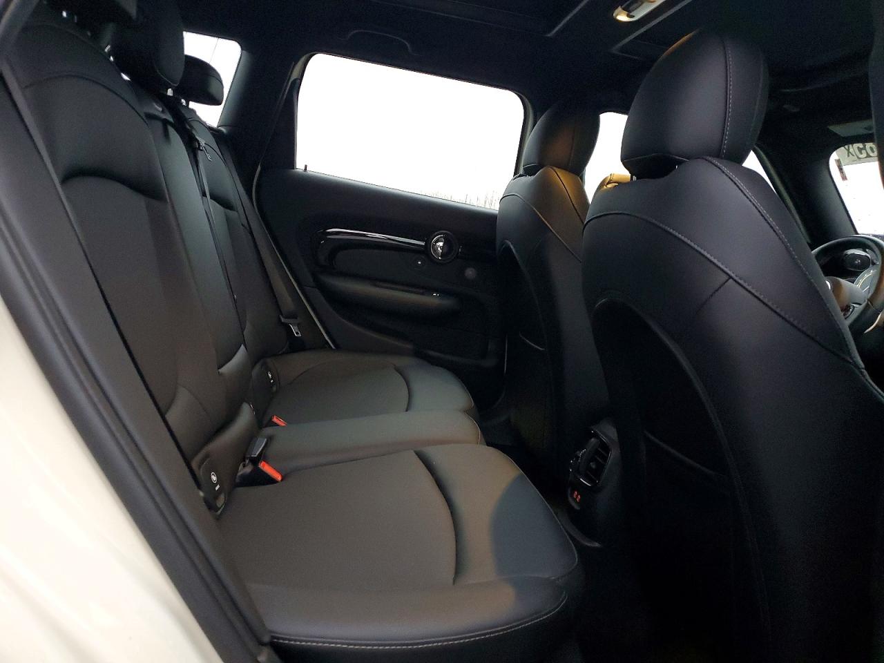 2022 MINI COOPER S CLUBMAN ALL4 photo 11