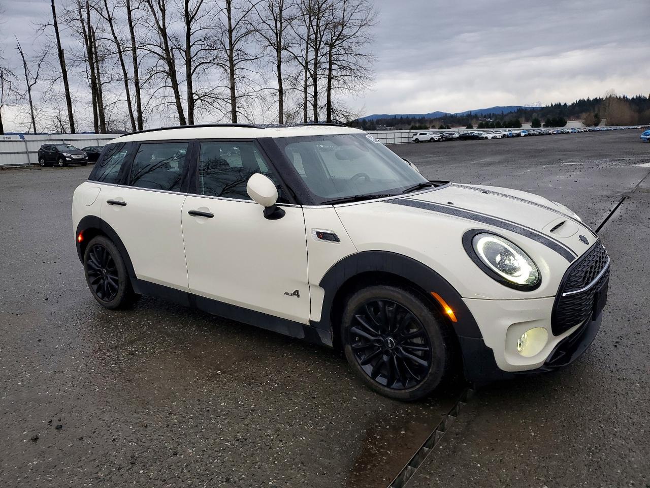 2022 MINI COOPER S CLUBMAN ALL4 photo 4