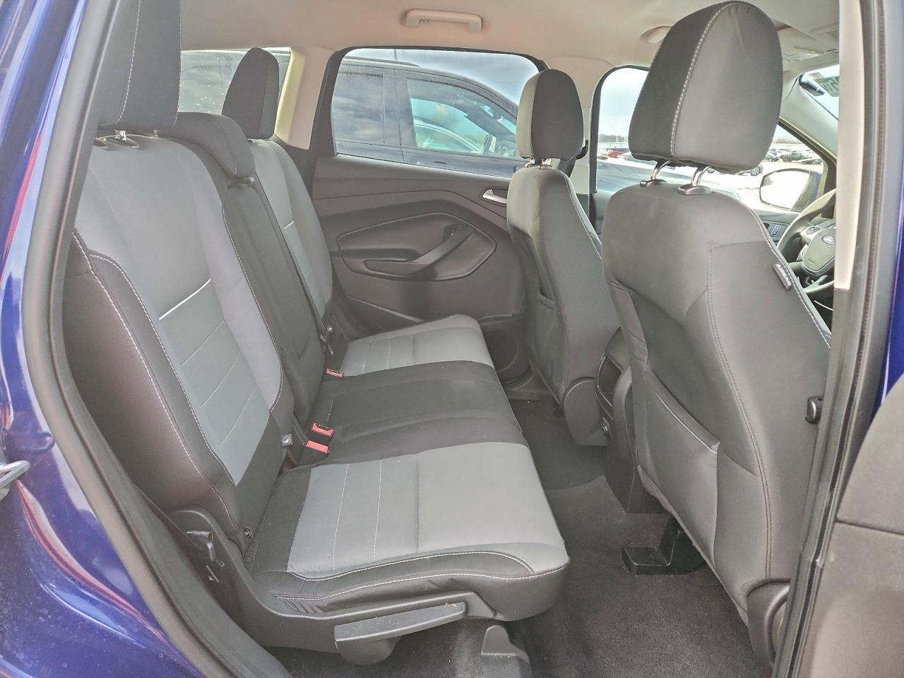 2015 FORD ESCAPE SE photo 10