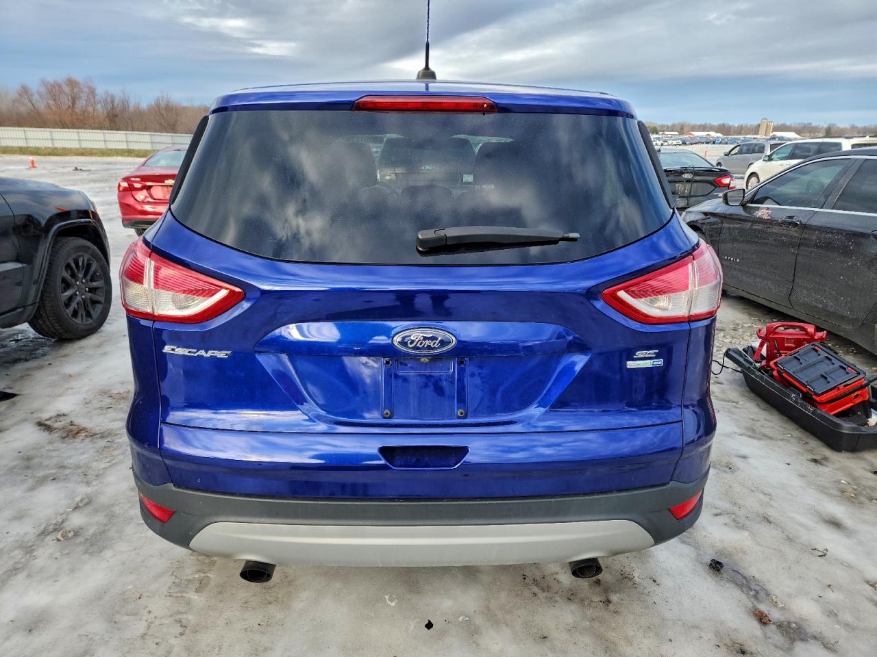 2015 FORD ESCAPE SE photo 6