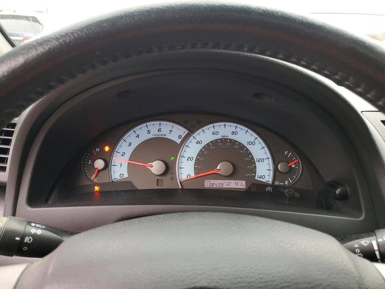 2011 TOYOTA CAMRY BASE photo 33