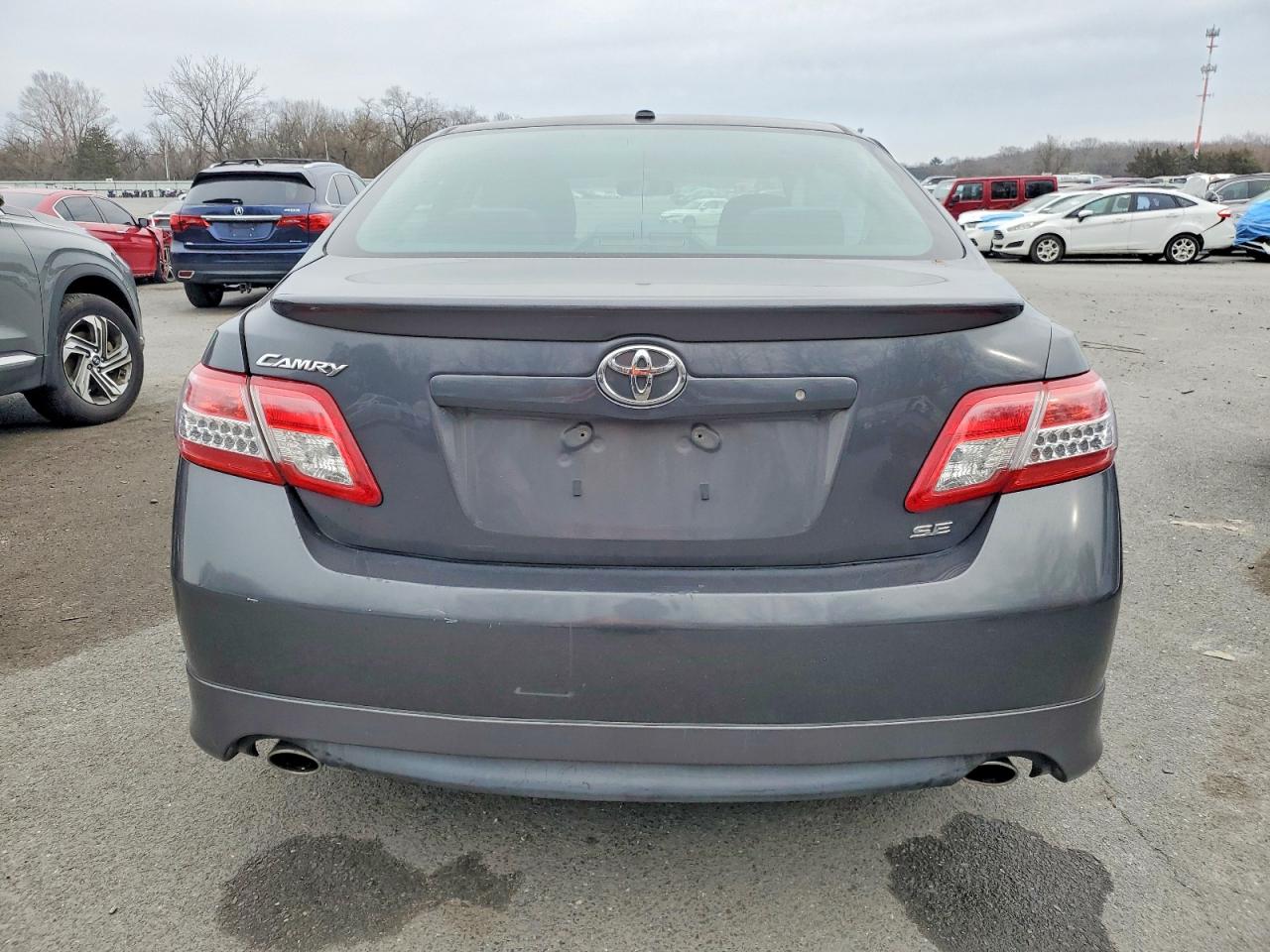 2011 TOYOTA CAMRY BASE photo 21