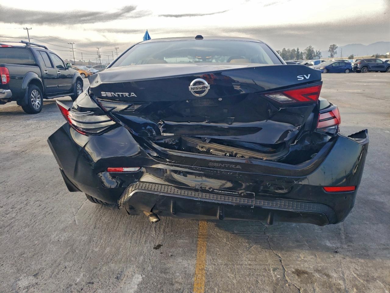 2022 NISSAN SENTRA SV photo 16