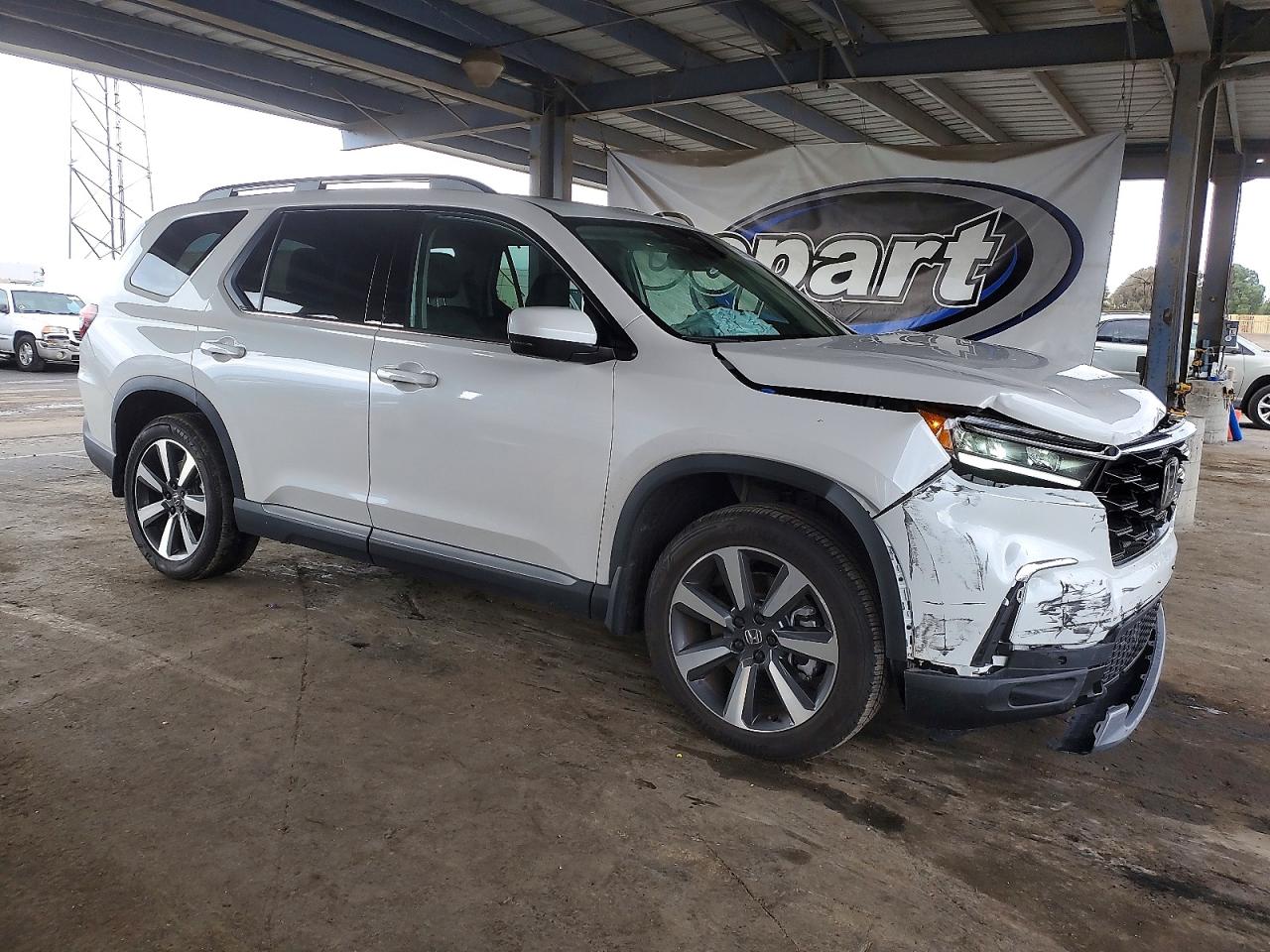 2025 HONDA PILOT TOURING photo 4