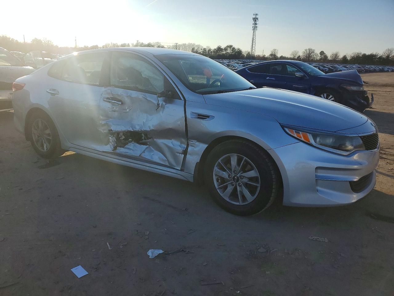 2018 KIA OPTIMA LX photo 4